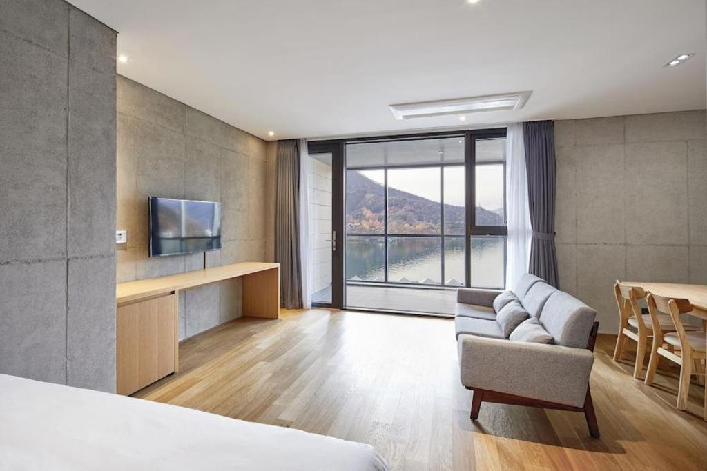 Hotel Haus Gapyeong Exteriör bild