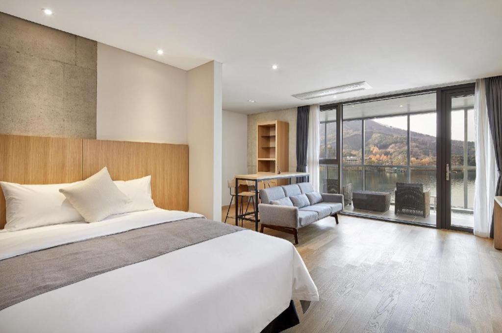 Hotel Haus Gapyeong Exteriör bild